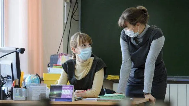 ГРВІ в Україні – школи закриваються на карантин