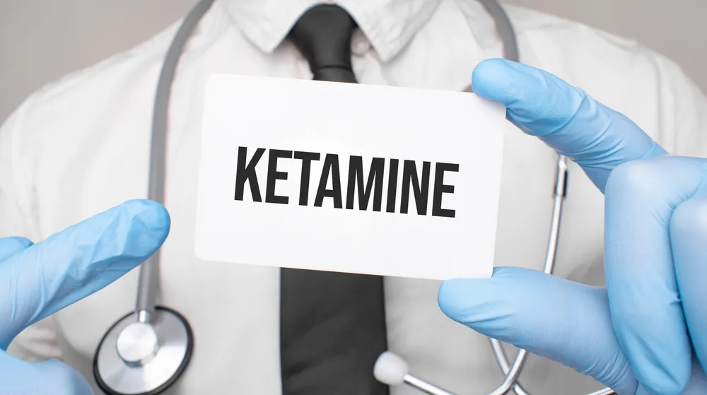 Кетамін в лікуванні депресії. Вчені наблизились до відповіді, як саме діє кетамін.