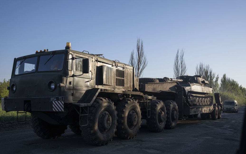 На Запоріжжі окупанти обстріляли місто Оріхів: пошкоджені школа та лікарня