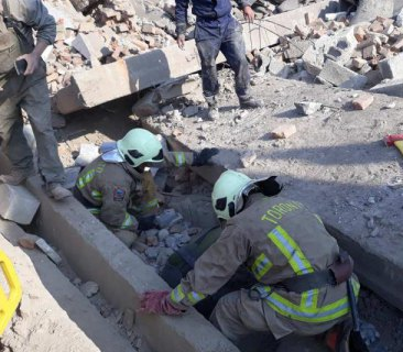 A man died under the rubble of a house near Kharkiv