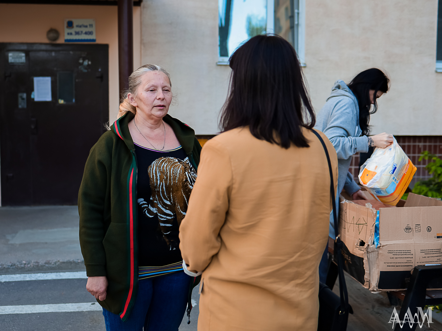 AAM members provided humanitarian aid to a family of IDPs from Lysychansk