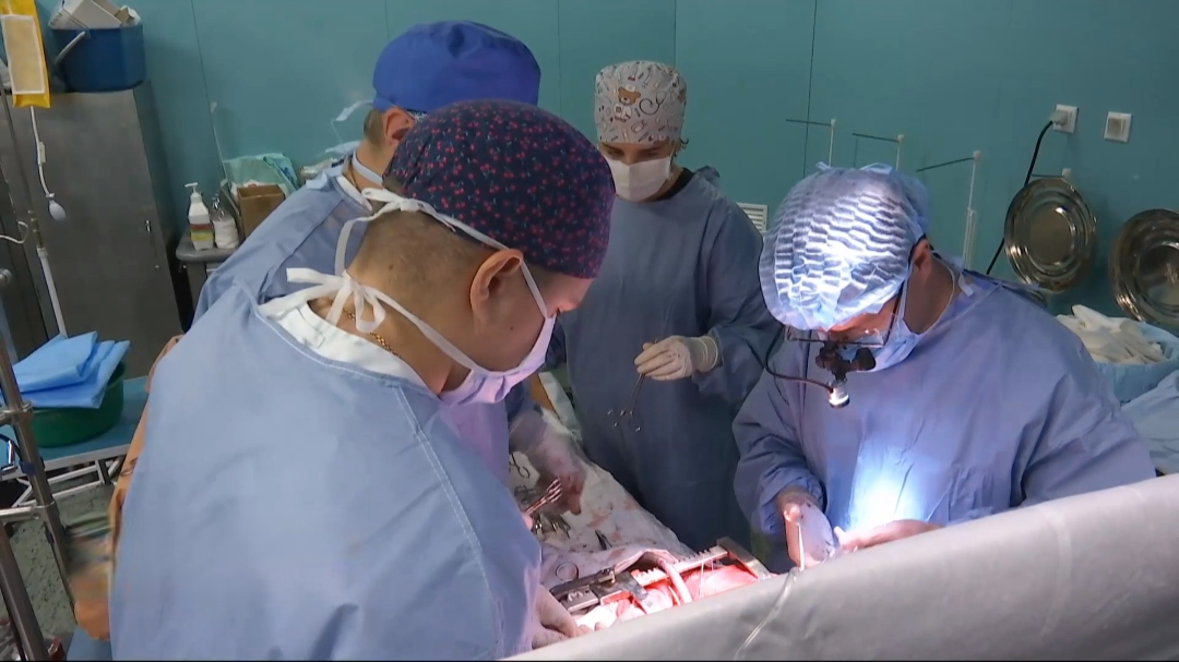 Ukrainian cardiac surgeons continue to perform unique operations, which are trained by Western colleagues