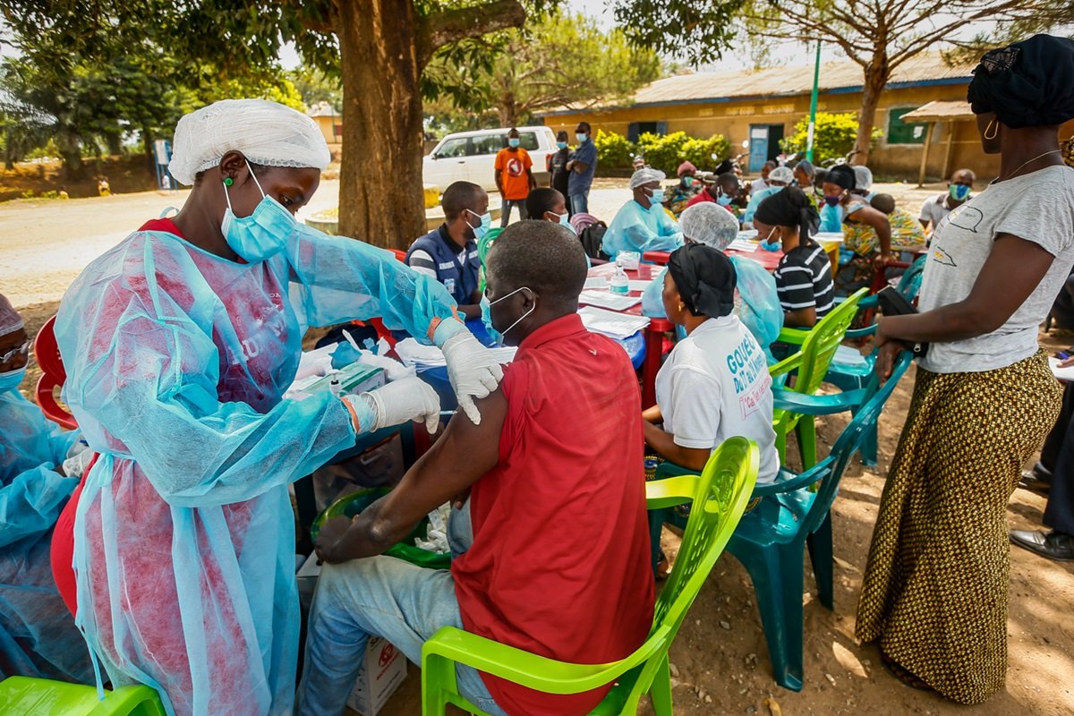Ебола. Уганда бореться з новою епідемією